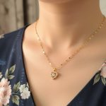 Elegant Heart Pendant Necklace – Gold Tone Minimal Jewellry - Image 2
